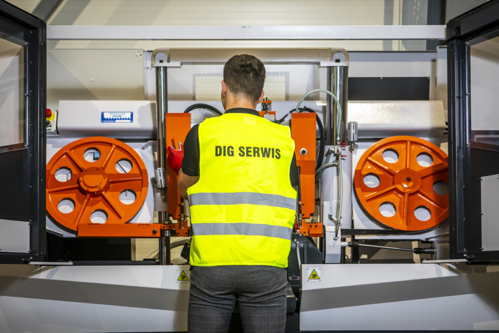 Kompleksowa modernizacja prasy mimośrodowej PMS 16 | DIG ŚWITAŁA
