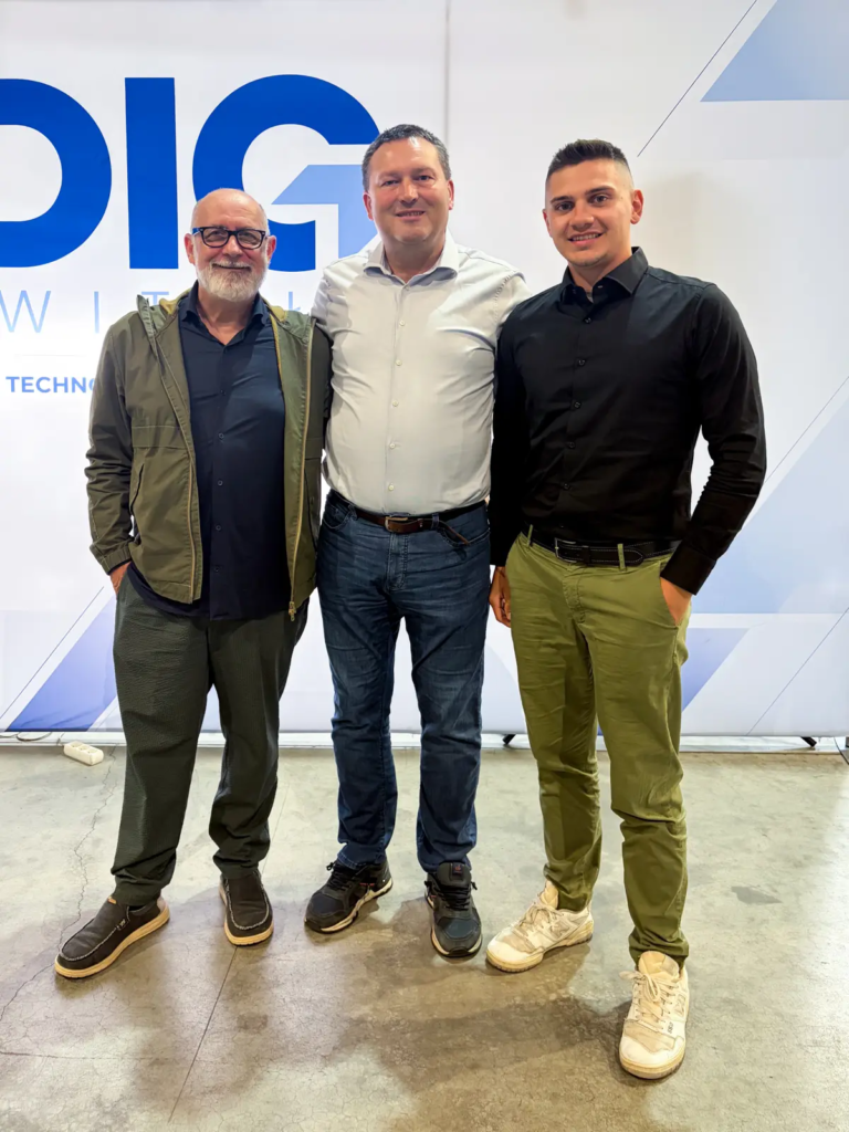 AMI Fotorelacja Dni Otwarte DIG Świtała 2026, pokazy maszyn do obróbki metali, automatyzacja produkcji, robotyzacja gięcia blach, technologie obróbki metali.