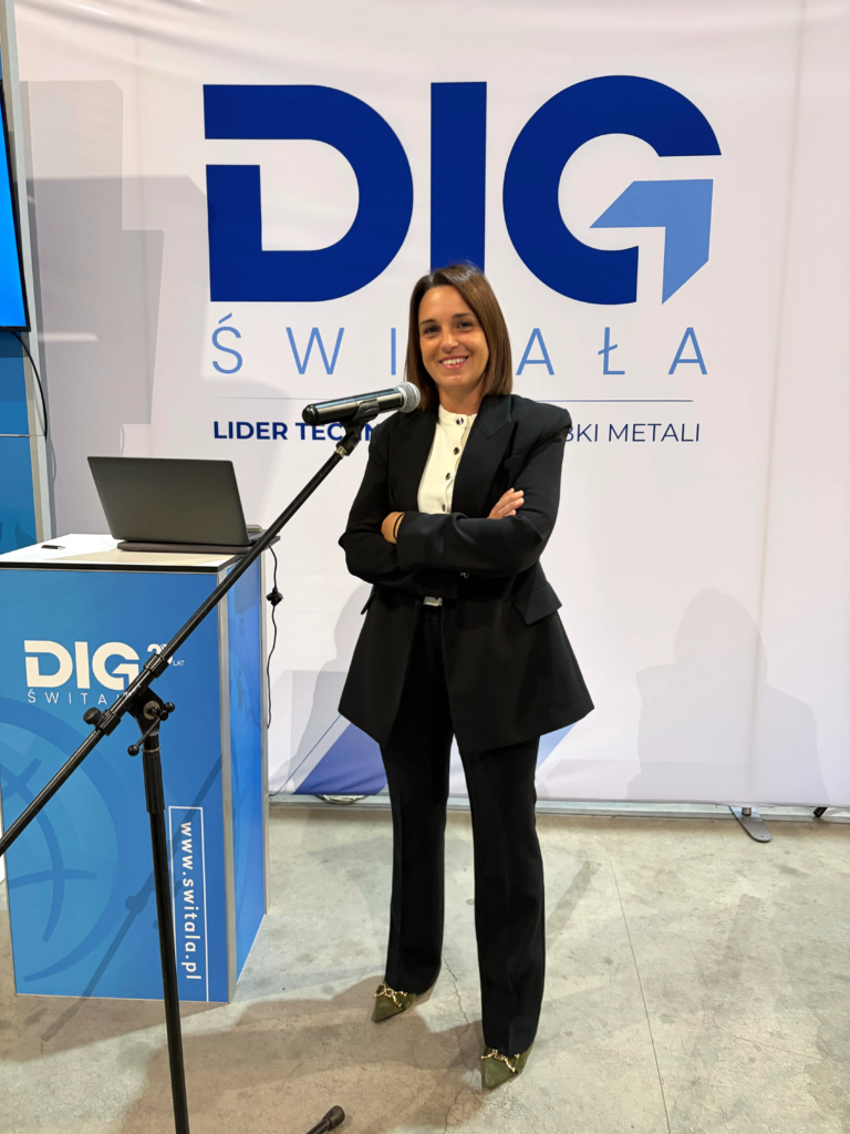 Marta Rota VARO Fotorelacja Dni Otwarte DIG Świtała 2026, pokazy maszyn do obróbki metali, automatyzacja produkcji, robotyzacja gięcia blach, technologie obróbki metali.